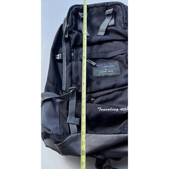 New Moutaintop Outdoor Adventure Travel 40L Backpack Black Gray with Rain Sheild - Picture 5 of 16